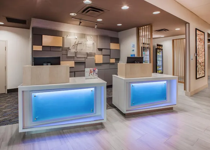 Holiday Inn Express & Suites - Dalton - Walnut Ave By Ihg