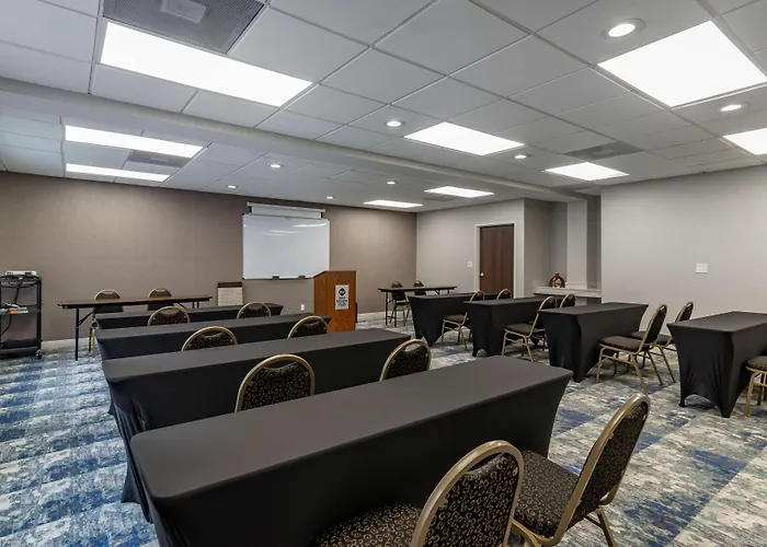 Best Western Plus Dalton Inn